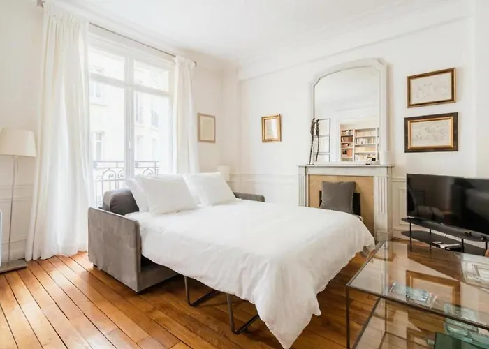 Veeve - Invalides Elegance