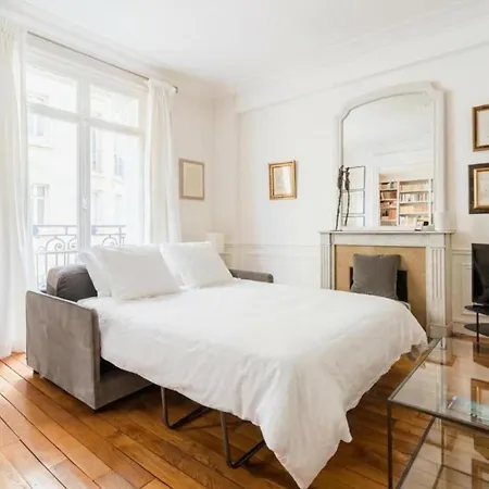 Veeve - Invalides Elegance